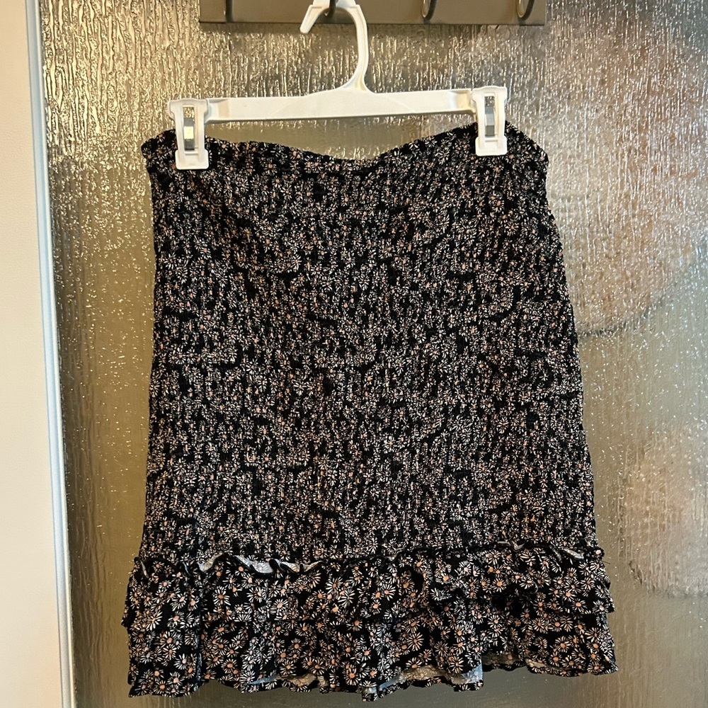 NWOT American Eagle Floral Mini Skirt